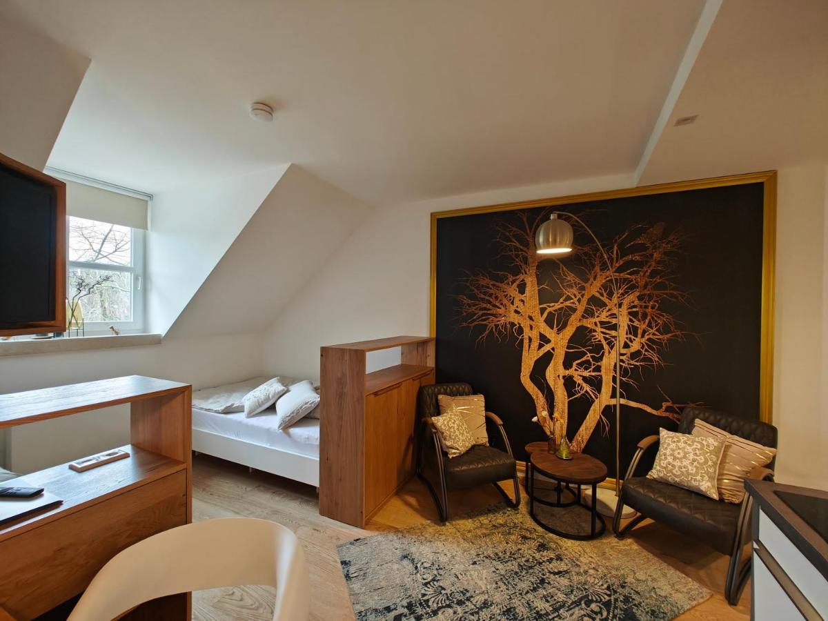 Artroom Boarding Apartment Bissendorf Buitenkant foto
